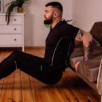 Cvičení paží doma: jednoduchý plán pro silné paže