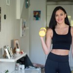 Silové cvičení doma: jednoduchý průvodce pro začátečníky i pokročilé