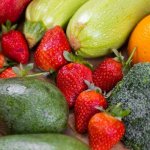 Strava bohatá na zeleninu a ovoce: jak ji začlenit do každodenního jídelníčku pro lepší zdraví